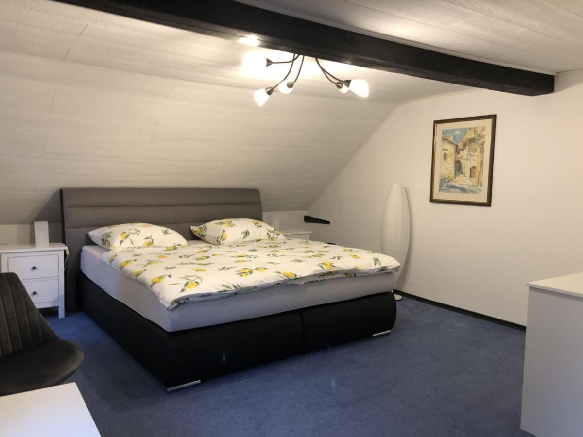 Ferienwohnung Auf Denkmalgeschuetztem Sturmhof Grefrath Exteriör bild