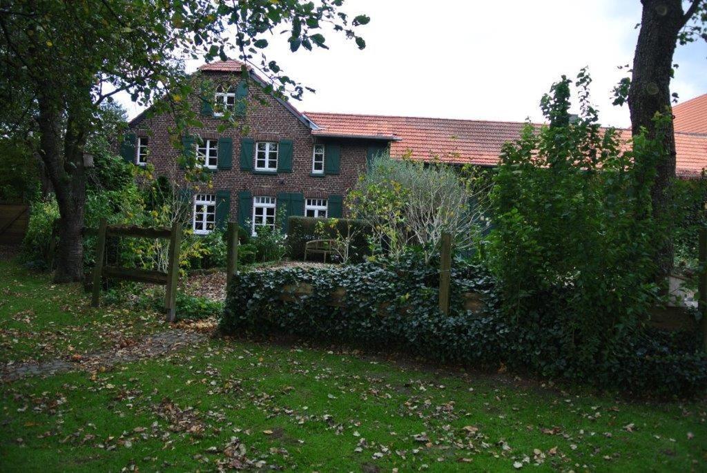 Ferienwohnung Auf Denkmalgeschuetztem Sturmhof Grefrath Exteriör bild